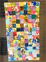 72"x41" Hawaiian style patchwork quilt blanket