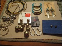 Lot of Costume Earrings & Necklaces