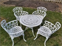 Cast Aluminuim White Garden Set