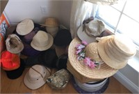 Lot Vtg Hats, Hat Boxes, Display Head