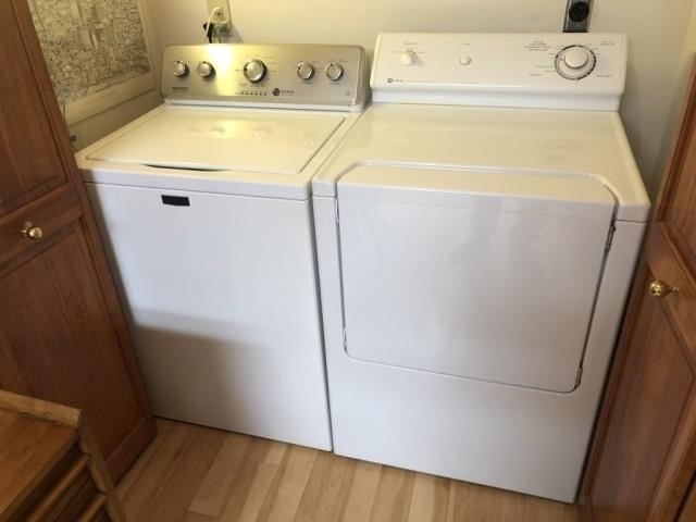 ONLINE ONLY Auction_Refrigerator, Oven, Washer, Dryer