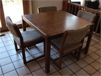 DINING ROOM TABLE W/ 4 CHAIRS, 2 BAR STOOLS
