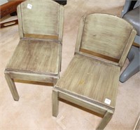 2PC CHILD'S CHAIRS