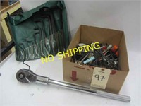 BOX W/ MIXED TOOLS, RATCHET, ALLEN WRENCHES