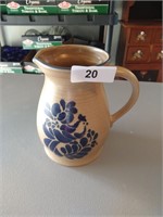 Pfaltzgraff 2.5 Quart Pitcher