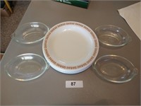 (4) Pyrex Plates & 1 Cup Bowls