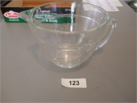 Fire King - 8 Cup Measuring Cup