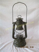 Nier Feuerhand kerosene lantern #276