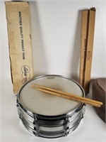 Ludwig student snare drum & stand