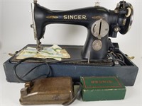 Portable Singer Electric Sewing machine