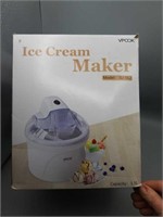 Ice Cream Maker 1.5L capacity