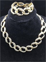 Vintage gold tone chain link necklace & bracelet