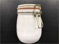 Milk glass sealing jar