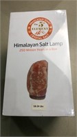 18-24lbs Himalayan salt lamp, new