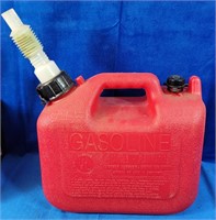 4.7L gas jerry can