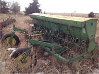 JD LL247A Double Disc Drill 7in grass seeder 14 ft