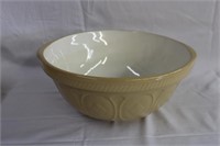 Cloverleaf Earthware bowl 15.5"