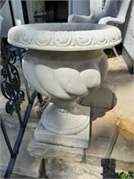 AMAZING CEMENT STONE LARGE PATIO URNS 24"H