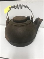 WAGNER WARE CAST IRON KETTLE