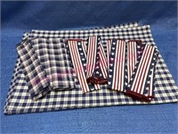 (4) Longaberger placemats& (8) napkins