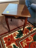 SQUARE QUEEN ANNE END TABLE