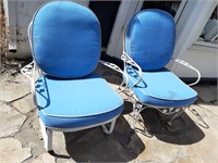 VINTAGE 2 IRON PATIO CHAIRS AND CUSHIONS