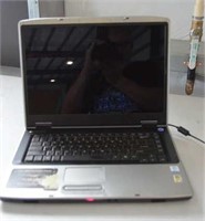 Gateway Model MX6025 Laptop with 15.4" Screen