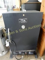 USED MASTERBUILT PROPANE SMOKER