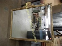 VINTAGE GILT FRAMED WALL MIRROR