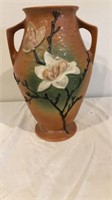 Roseville Magnolia Vase #97-14