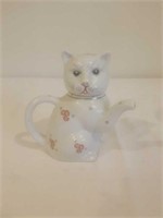 Hand-painted cat teapot