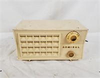 1955 Admiral Tube Radio Model 5r33