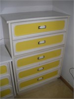 Chest Of Drawers w/Reversible Panels, 34x18x37