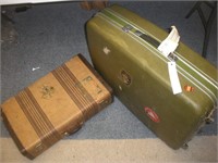 2 Vintage Hardcase Suitcases, Largest 28x23x9