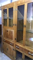Display wall unit 5 piece with quarter round ends