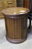 Round end table with enclosed storage 19” x 21”