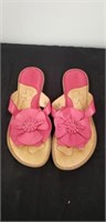 Size 7 womens sandles born