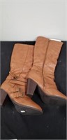 Bamboo women's boots size 7