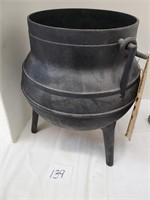 Cast iron pot made in Portugal and marked