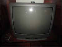 Sanyo TV w/ Remote