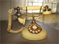 French Style Rotary Phone. Unable To Check
