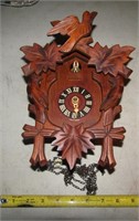 Wood Cuckoo Clock. Non Working. Missing Parts