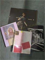Posters & Autographs Inc. Dolly Parton