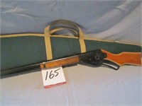 Daisy model 1938B air gun with case