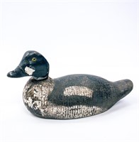 CARVED AND PAINTED GOLDENEYE DRAKE WOODEN DECOY