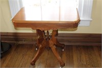 Walnut Parlor Table 31X21X28 ½