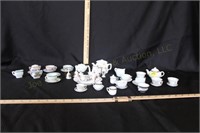 Children’s miniature tea sets