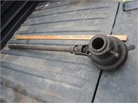 PIPE THREADER     41 INCHES LONG