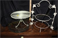 Wire cake stand & pie stand