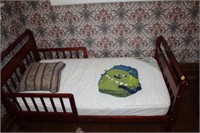 Toddler bed 29X57X28